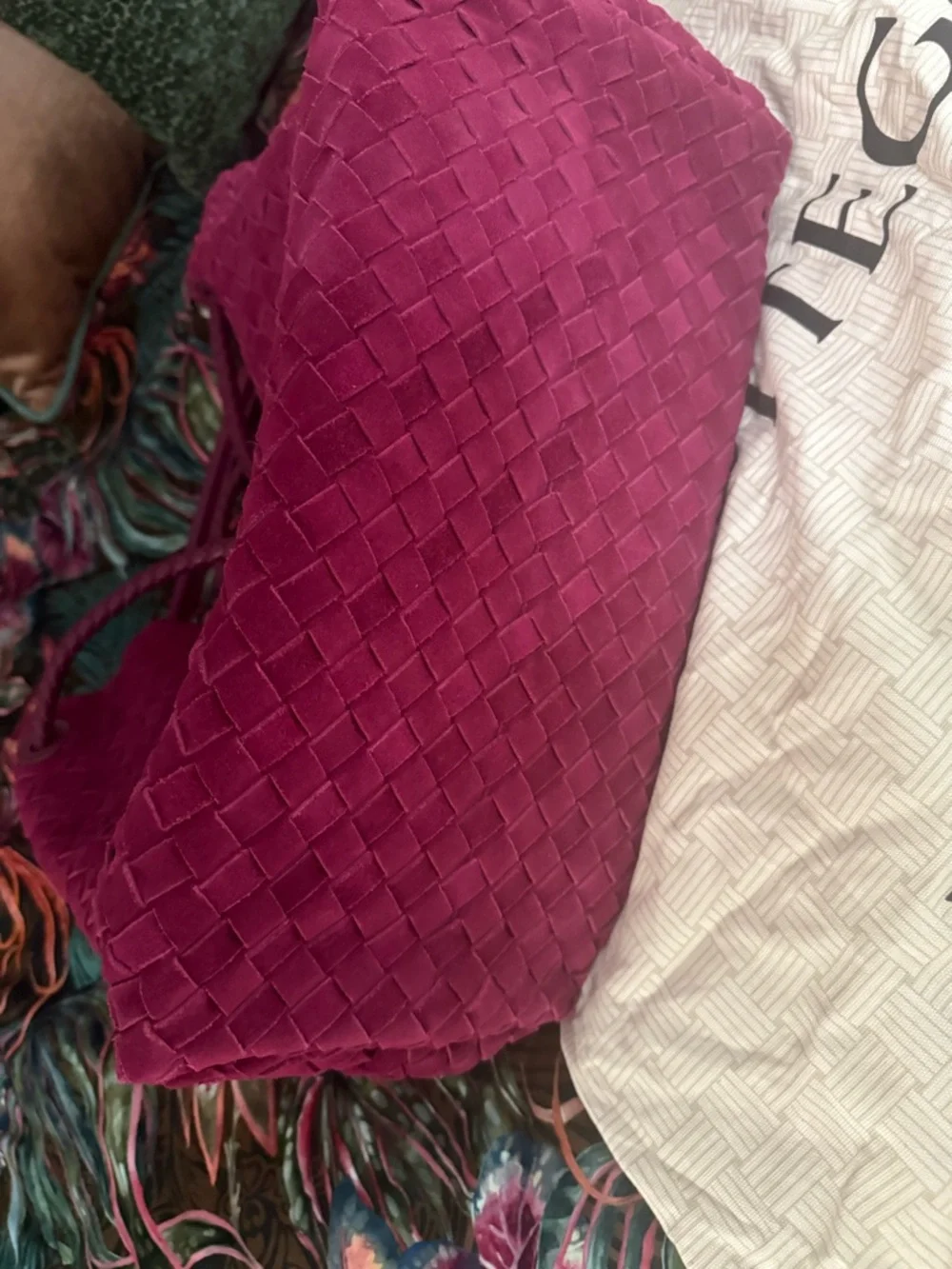 Bottega Veneta Fuchsia Woven Drawstring Tote - Picture 4 of 6